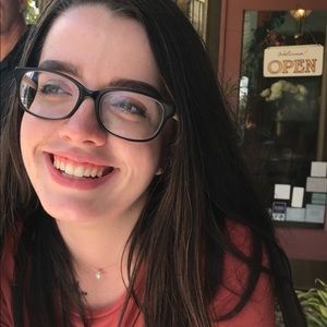 Meet your Posher, Whitney